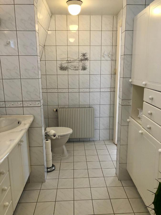 Vacker Vaning Med Havsutsikt I Stroemstads Centrum. Eksteriør billede